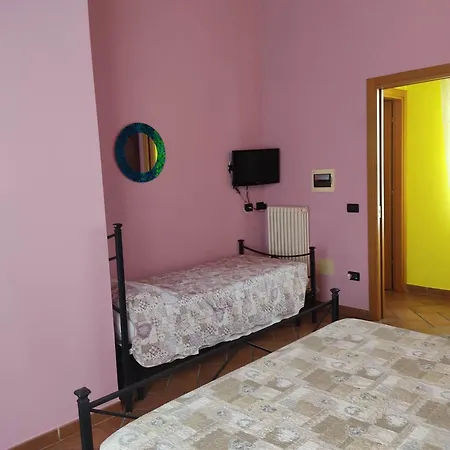 Night & Day Di Laura Patuelli Πανσιόν *