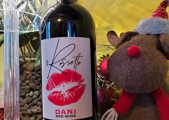 Night & Day Di Laura Patuelli