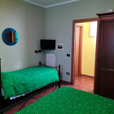 Night & Day Di Laura Patuelli Cotignola