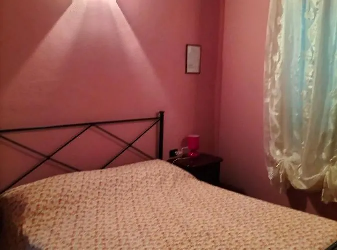 Konukevi Night & Day Di Laura Patuelli Cotignola