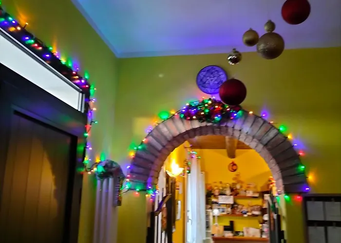 Night & Day Di Laura Patuelli Cotignola