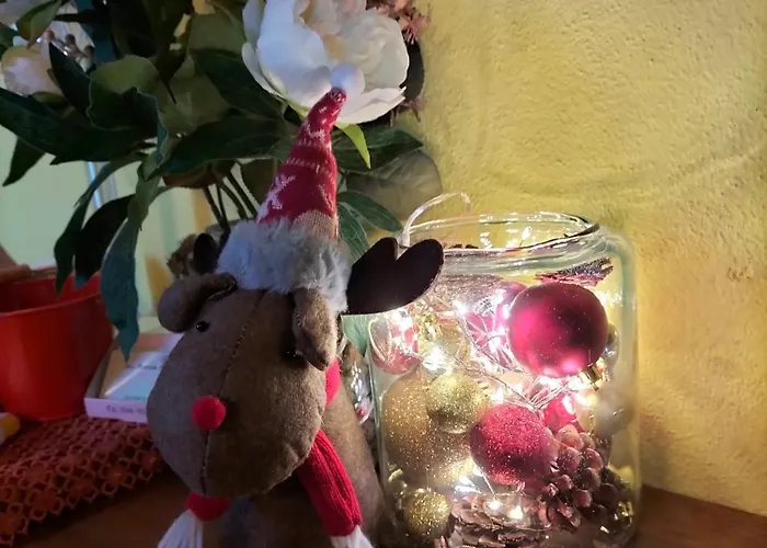 Night & Day Di Laura Patuelli Cotignola