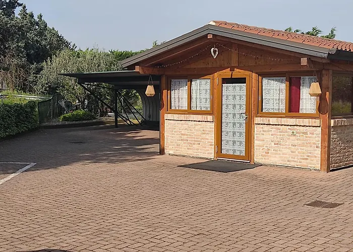 Night & Day Di Laura Patuelli 3* Cotignola