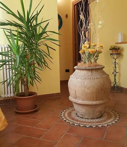 Night & Day Di Laura Patuelli